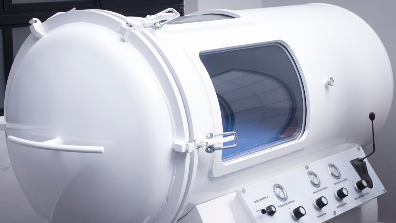 The Journey of Hyperbaric Oxygen Therapy: From Past to Present - WellMed Supply