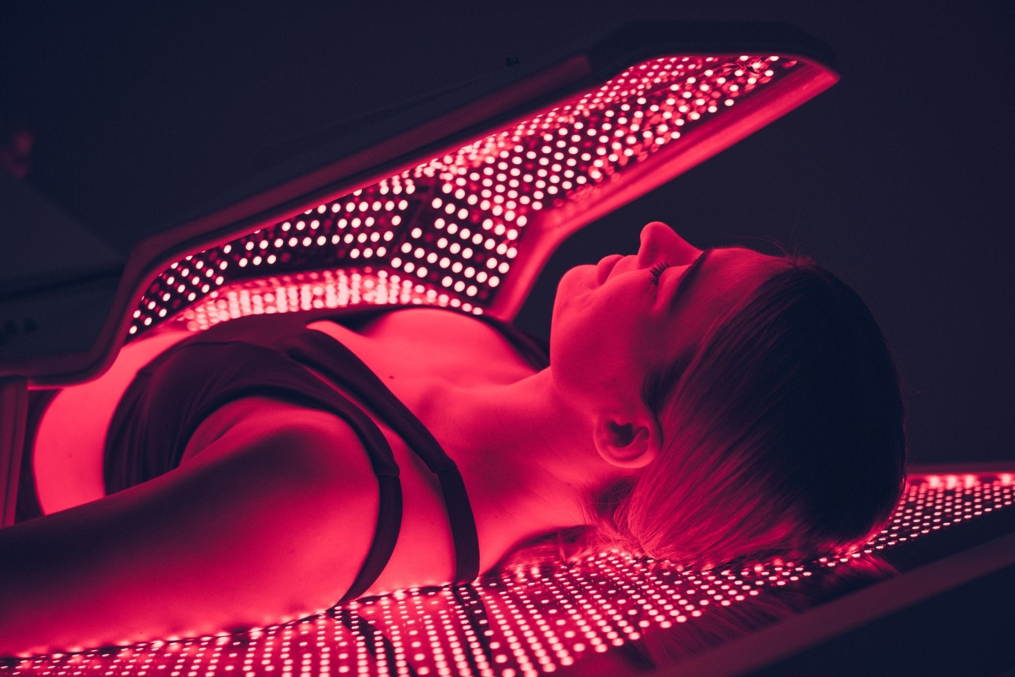 OvationULT Zero-Gravity Red Light Therapy Bed - WellMed Supply